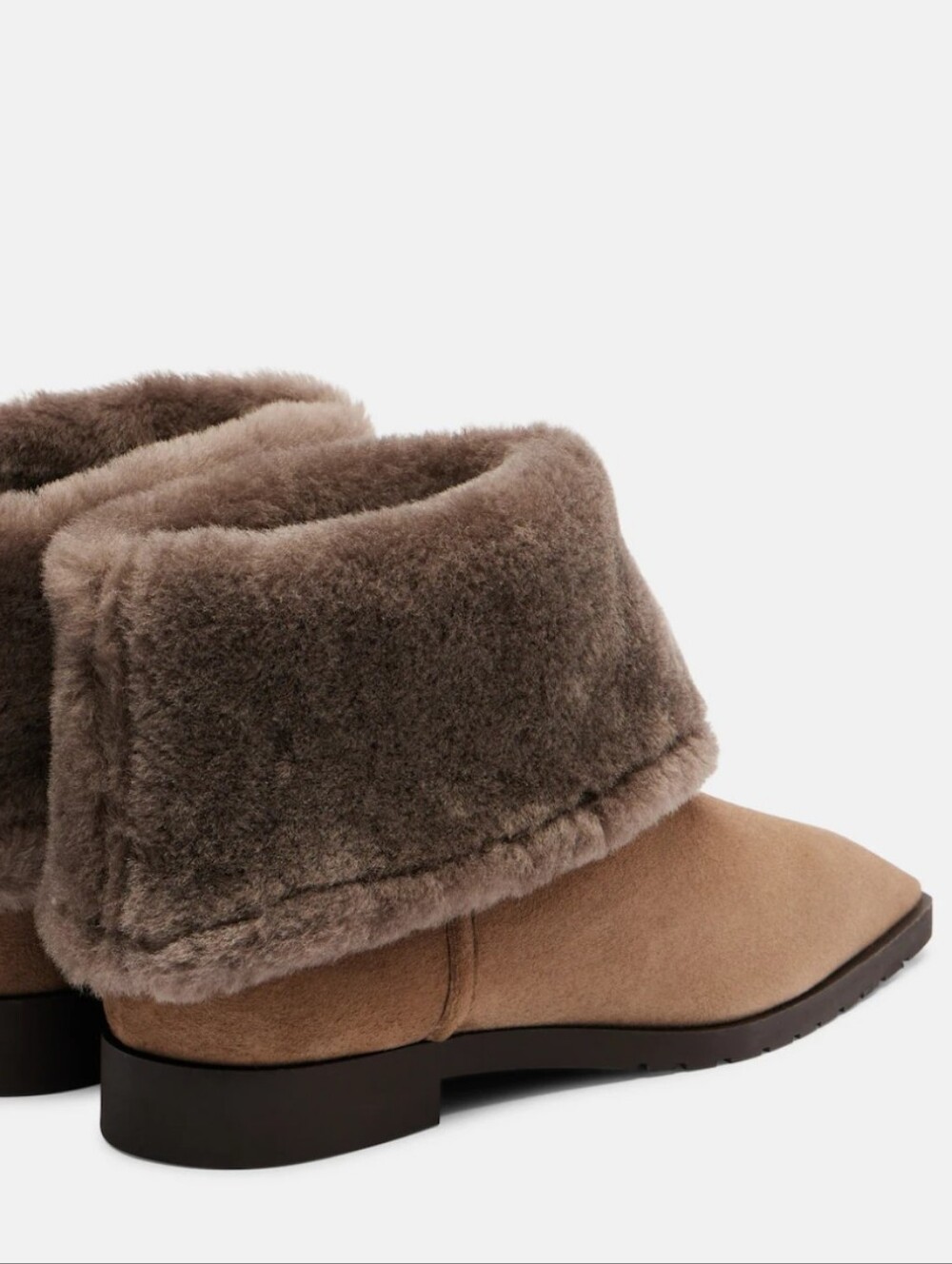 TOTEME Shearling-lined suede ankle boots - Picture 2 of 16